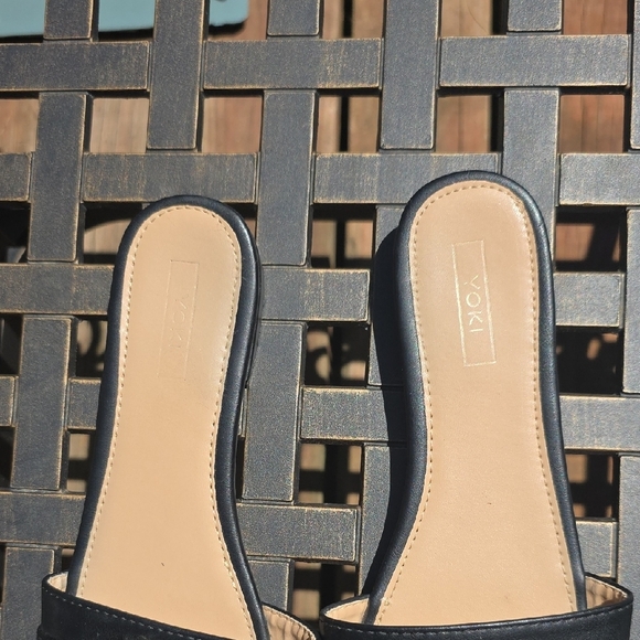 Yoki Black Slide Sandals with Silver Chain - Picture 2 of 5